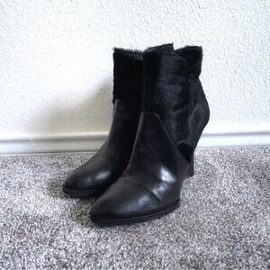 Chelsea Paris Ankle Boots Women’s 39/ 9 Black Calf Hair / Leather Wedge Luxury